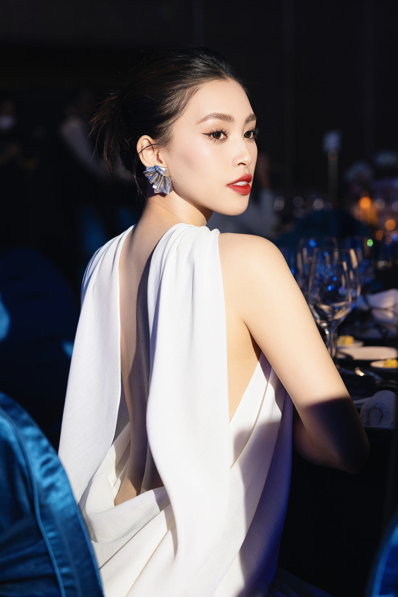 Vbiz có nàng hậu visual tỷ lệ vàng Vbiz có nàng hậu visual tỷ lệ vàng