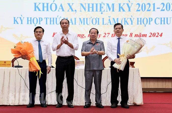 Kiện toàn nhân sự Phó Chủ tịch UBND 2 tỉnh- Ảnh 1. Kiện toàn nhân sự Phó Chủ tịch UBND 2 tỉnh- Ảnh 1.