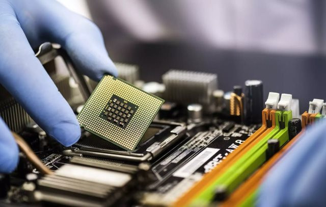 Trung Quốc ‘mạnh tay’ chi kỷ lục 26 tỷ USD nhập khẩu thiết bị sản xuất chip, xuất khẩu một quốc gia được thúc đẩy mạnh- Ảnh 1. Trung Quốc ‘mạnh tay’ chi kỷ lục 26 tỷ USD nhập khẩu thiết bị sản xuất chip, xuất khẩu một quốc gia được thúc đẩy mạnh- Ảnh 1.
