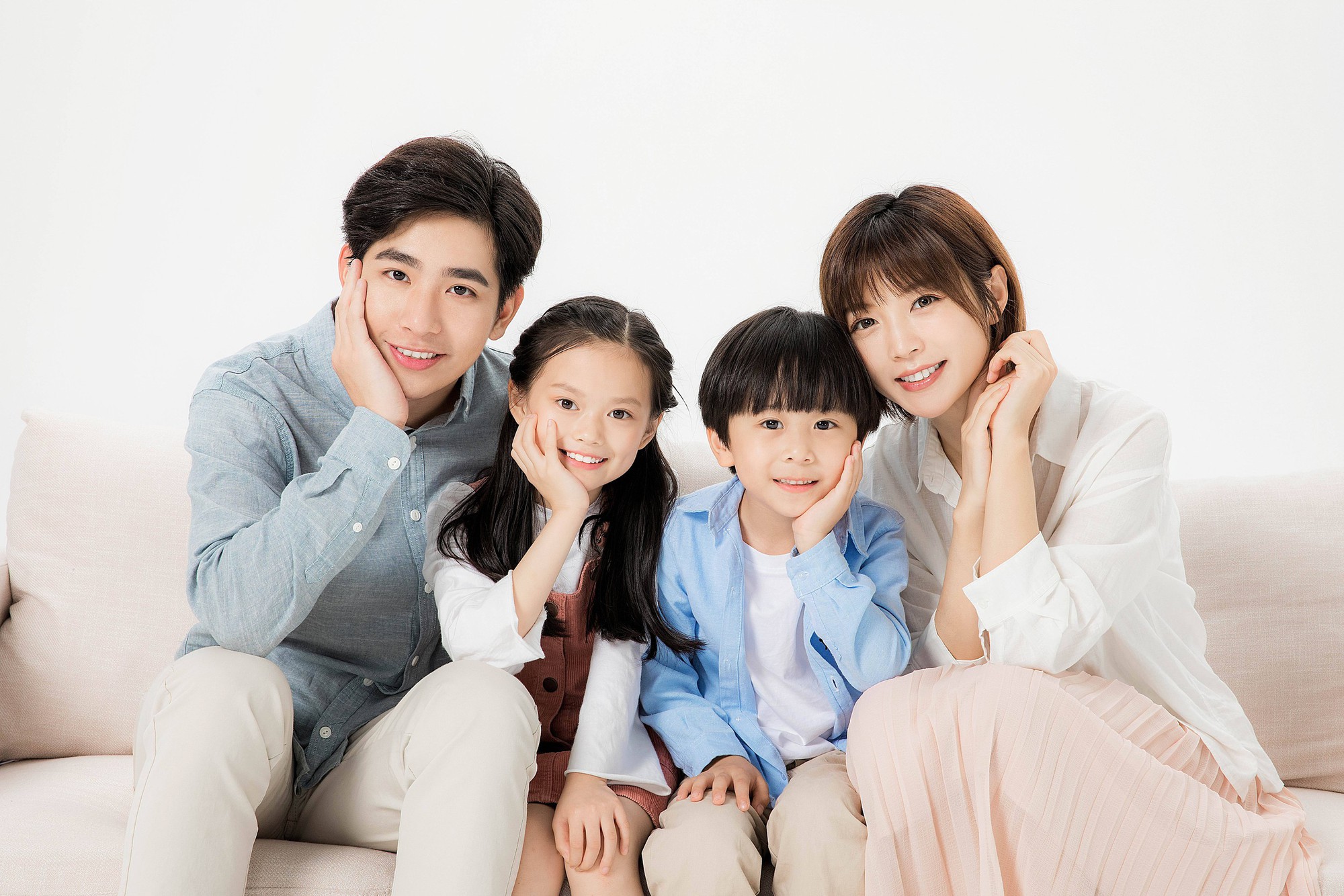 Cha mẹ tuyệt đối đừng làm 4 việc này nữa, kẻo con cái phải "gánh nợ" cả đời- Ảnh 1. Cha mẹ tuyệt đối đừng làm 4 việc này nữa, kẻo con cái phải "gánh nợ" cả đời- Ảnh 1.