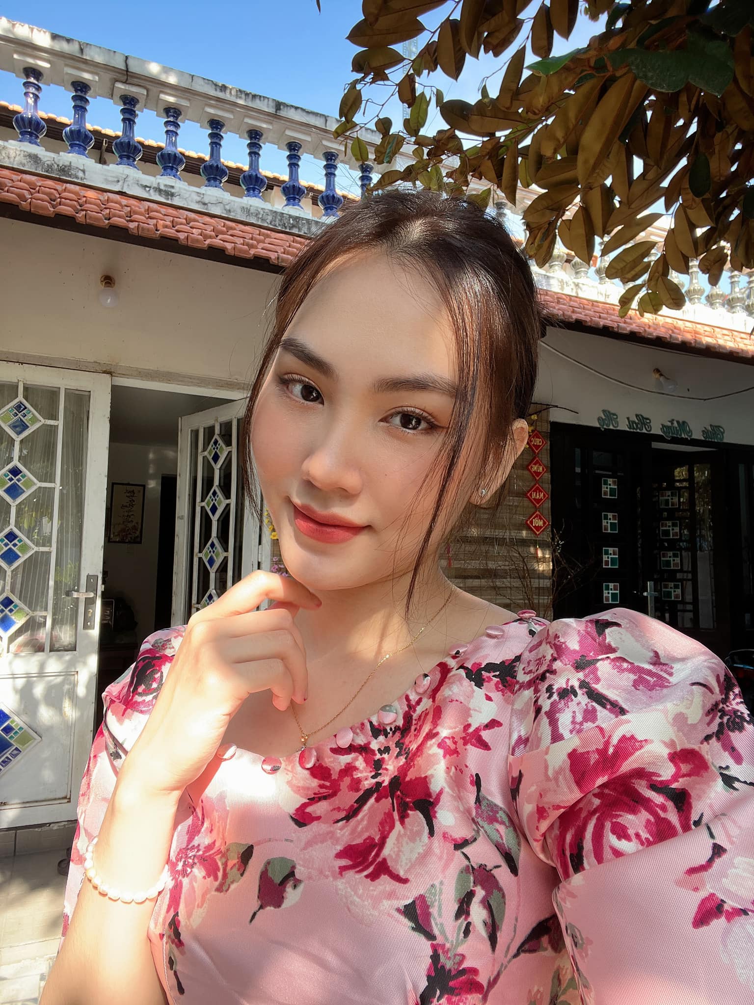 Hoa hậu gen Z bất ngờ tái xuất sau thời gian "bốc hơi" khỏi Vbiz- Ảnh 7. Hoa hậu gen Z bất ngờ tái xuất sau thời gian "bốc hơi" khỏi Vbiz- Ảnh 7.