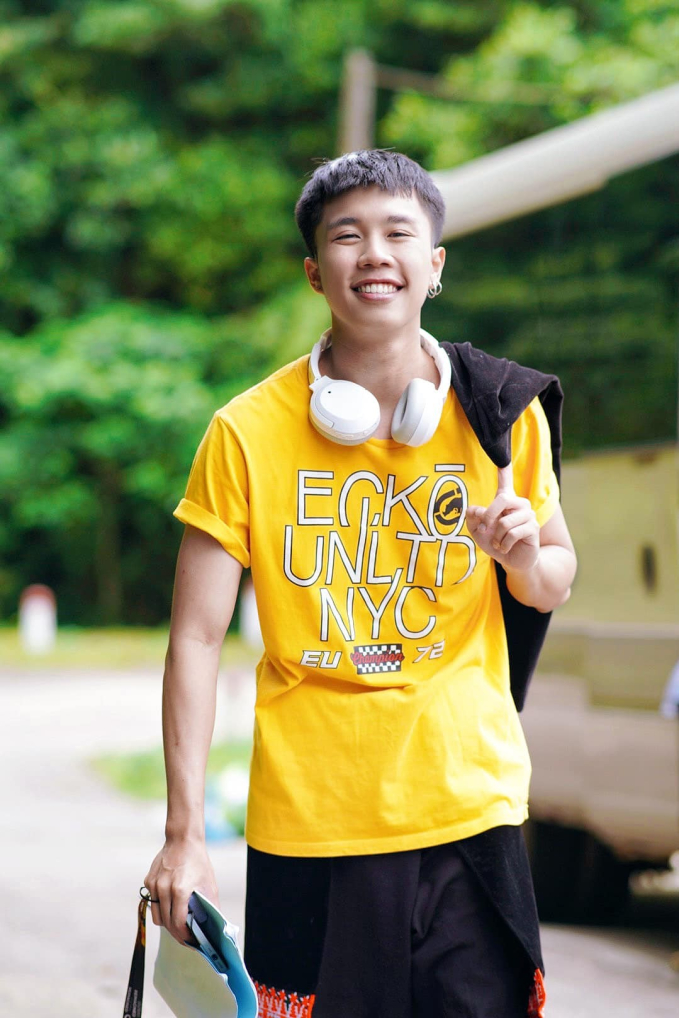 “Chải” Long Vũ bất ngờ dính phốt phát ngôn coi thường khán giả- Ảnh 1. “Chải” Long Vũ bất ngờ dính phốt phát ngôn coi thường khán giả- Ảnh 1.
