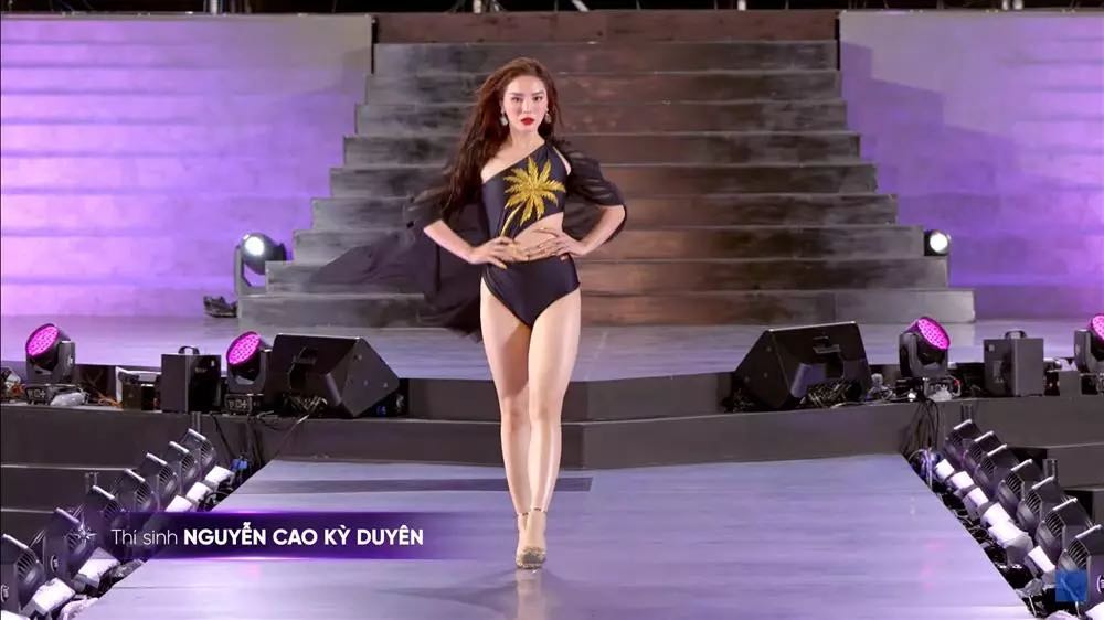 Kỳ Duyên hoá đại minh tinh tại Miss Universe, giờ mới bắt đầu bung lụa sao?- Ảnh 3. Kỳ Duyên hoá đại minh tinh tại Miss Universe, giờ mới bắt đầu bung lụa sao?- Ảnh 3.