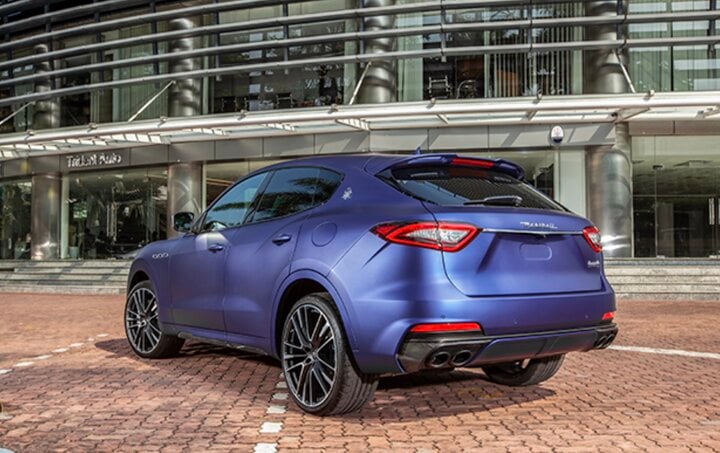 Siêu xe Maserati Levante Trofeo hiếm hoi tại Việt Nam giá bao nhiêu tiền?- Ảnh 2. Siêu xe Maserati Levante Trofeo hiếm hoi tại Việt Nam giá bao nhiêu tiền?- Ảnh 2.