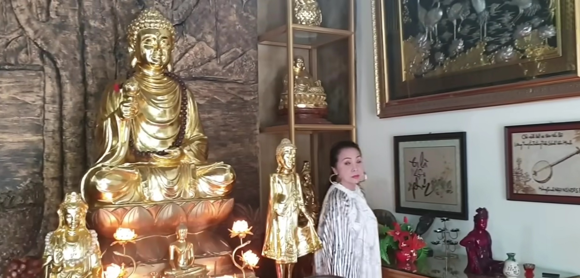 Nữ NSND đầu tiên là tiến sĩ: Ly hôn chồng tay trắng ra đi, tuổi 79 một mình trong biệt thự vài chục tỷ- Ảnh 3. Nữ NSND đầu tiên là tiến sĩ: Ly hôn chồng tay trắng ra đi, tuổi 79 một mình trong biệt thự vài chục tỷ- Ảnh 3.