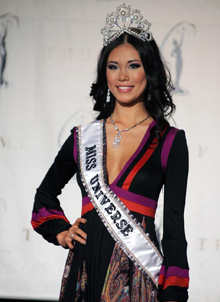 Quốc bảo nhan sắc Nhật Bản khiến cả châu Á tự hào khi đăng quang Miss Universe đâu rồi?- Ảnh 1. Quốc bảo nhan sắc Nhật Bản khiến cả châu Á tự hào khi đăng quang Miss Universe đâu rồi?- Ảnh 1.