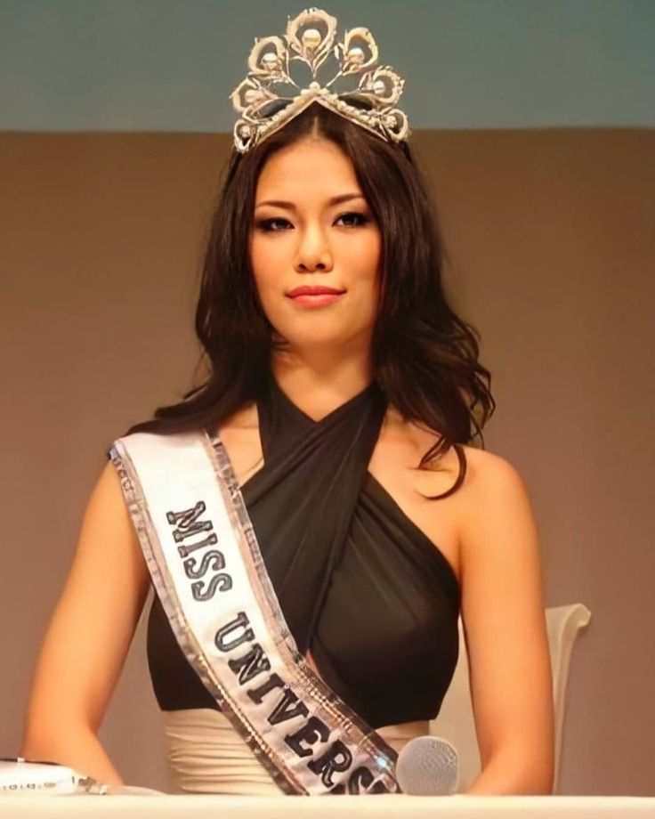 Quốc bảo nhan sắc Nhật Bản khiến cả châu Á tự hào khi đăng quang Miss Universe đâu rồi?- Ảnh 7. Quốc bảo nhan sắc Nhật Bản khiến cả châu Á tự hào khi đăng quang Miss Universe đâu rồi?- Ảnh 7.
