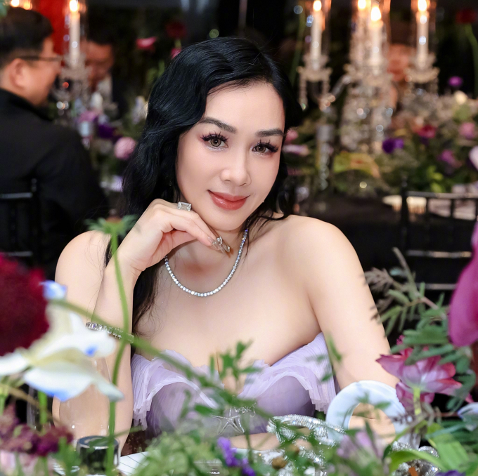 Nhan sắc khó tin của mỹ nhân gốc Việt đẹp nhất châu Á- Ảnh 9. Nhan sắc khó tin của mỹ nhân gốc Việt đẹp nhất châu Á- Ảnh 9.