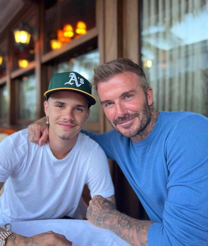 Quý tử nhà Beckham giải nghệ bóng đá ở tuổi 22, theo nghề của mẹ để kiếm tiền- Ảnh 2. Quý tử nhà Beckham giải nghệ bóng đá ở tuổi 22, theo nghề của mẹ để kiếm tiền- Ảnh 2.