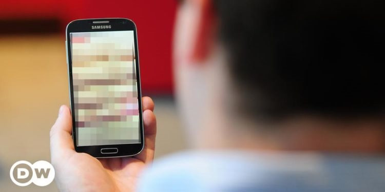 Rúng động Hàn Quốc: Nạn deepfake hoành hành trở lại, hàng trăm thiếu nữ xuất hiện trong các video khiêu dâm nhạy cảm- Ảnh 3. Rúng động Hàn Quốc: Nạn deepfake hoành hành trở lại, hàng trăm thiếu nữ xuất hiện trong các video khiêu dâm nhạy cảm- Ảnh 3.