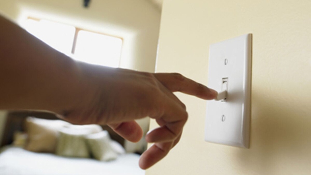 Chuyên gia bày cách ứng phó với siêu bão YAGI, để không bị "lạc mất mái tôn": Đơn giản nhưng hiệu quả- Ảnh 2. Chuyên gia bày cách ứng phó với siêu bão YAGI, để không bị "lạc mất mái tôn": Đơn giản nhưng hiệu quả- Ảnh 2.
