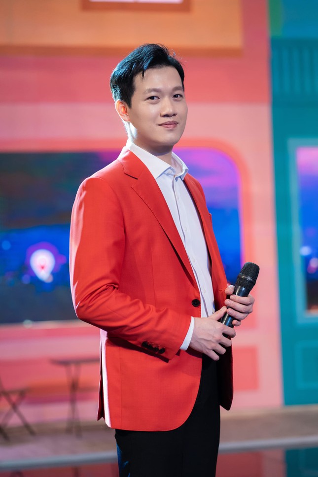 Dàn BTV của VTV ngày ấy - bây giờ- Ảnh 6. Dàn BTV của VTV ngày ấy - bây giờ- Ảnh 6.